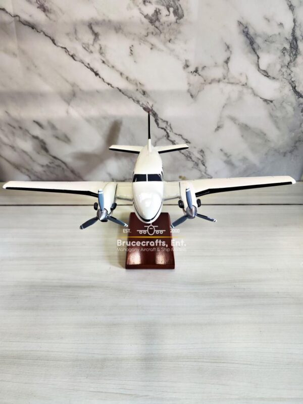 Beechcraft King Air C90 Custom Model - Image 3